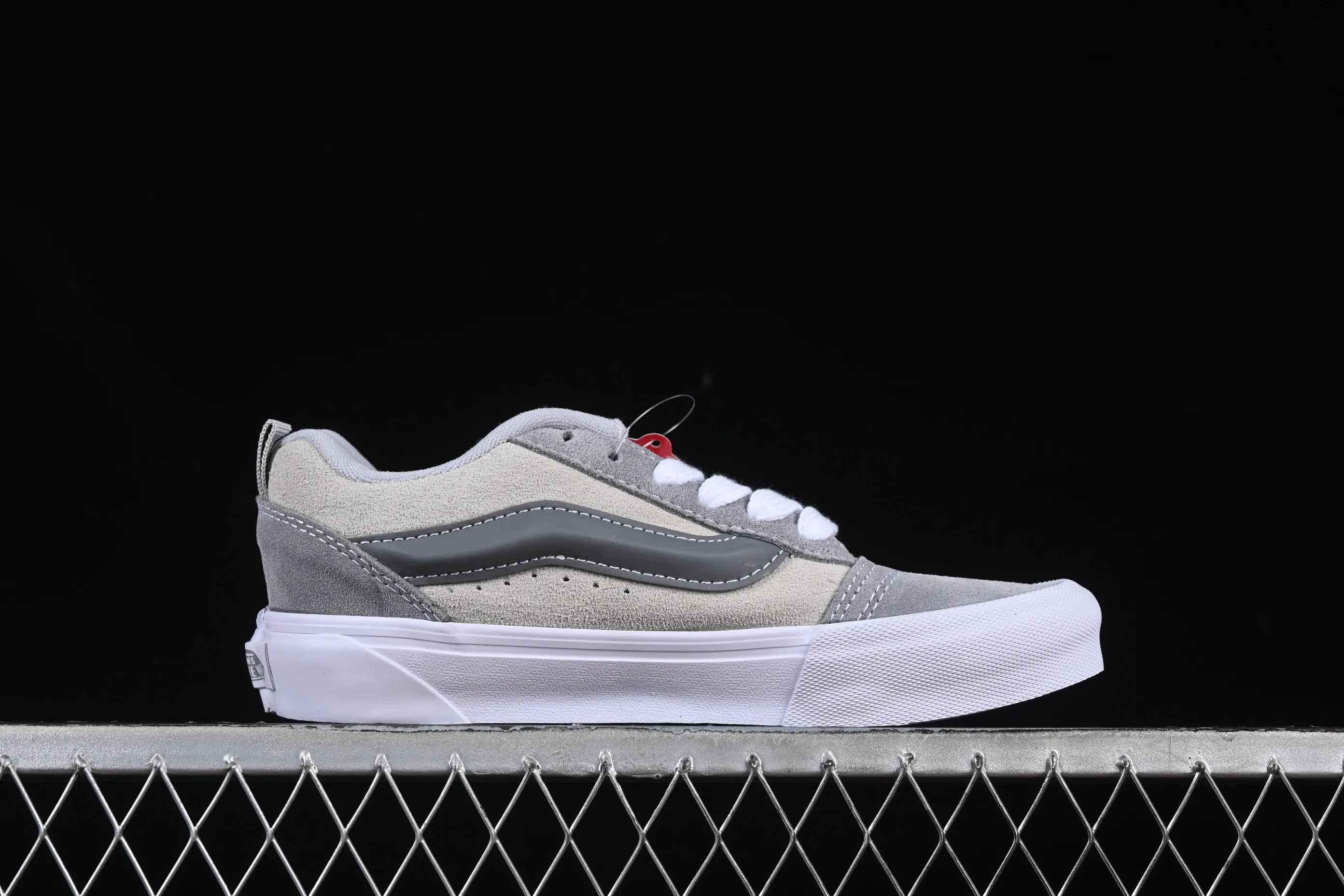 All categories Vans Vans series Vans Low Vans low-top Vans Knu Skool Vans low-top retro casual fat bread shoes VN000D22BH7